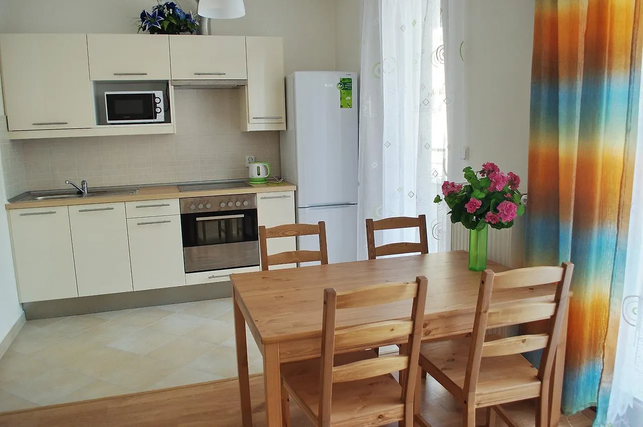 פראג Bright Spacious Apartment